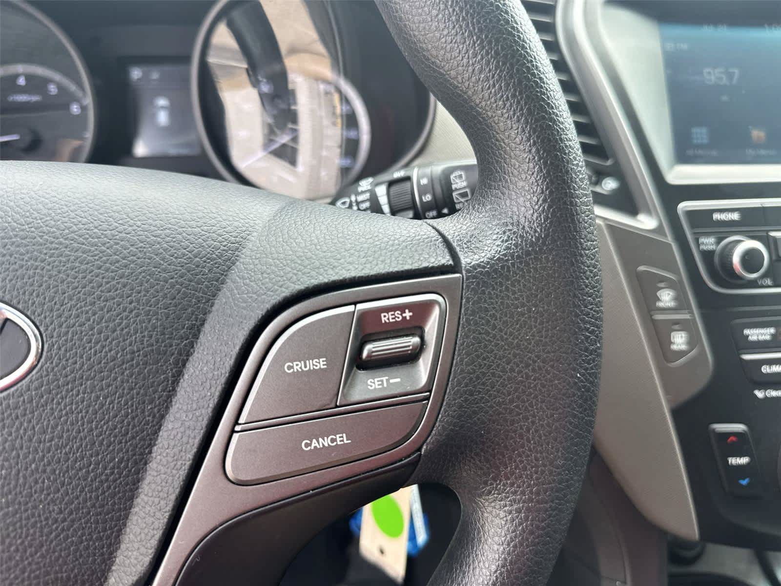 Used 2017 Hyundai Santa Fe Sport AWD/4WD image 19