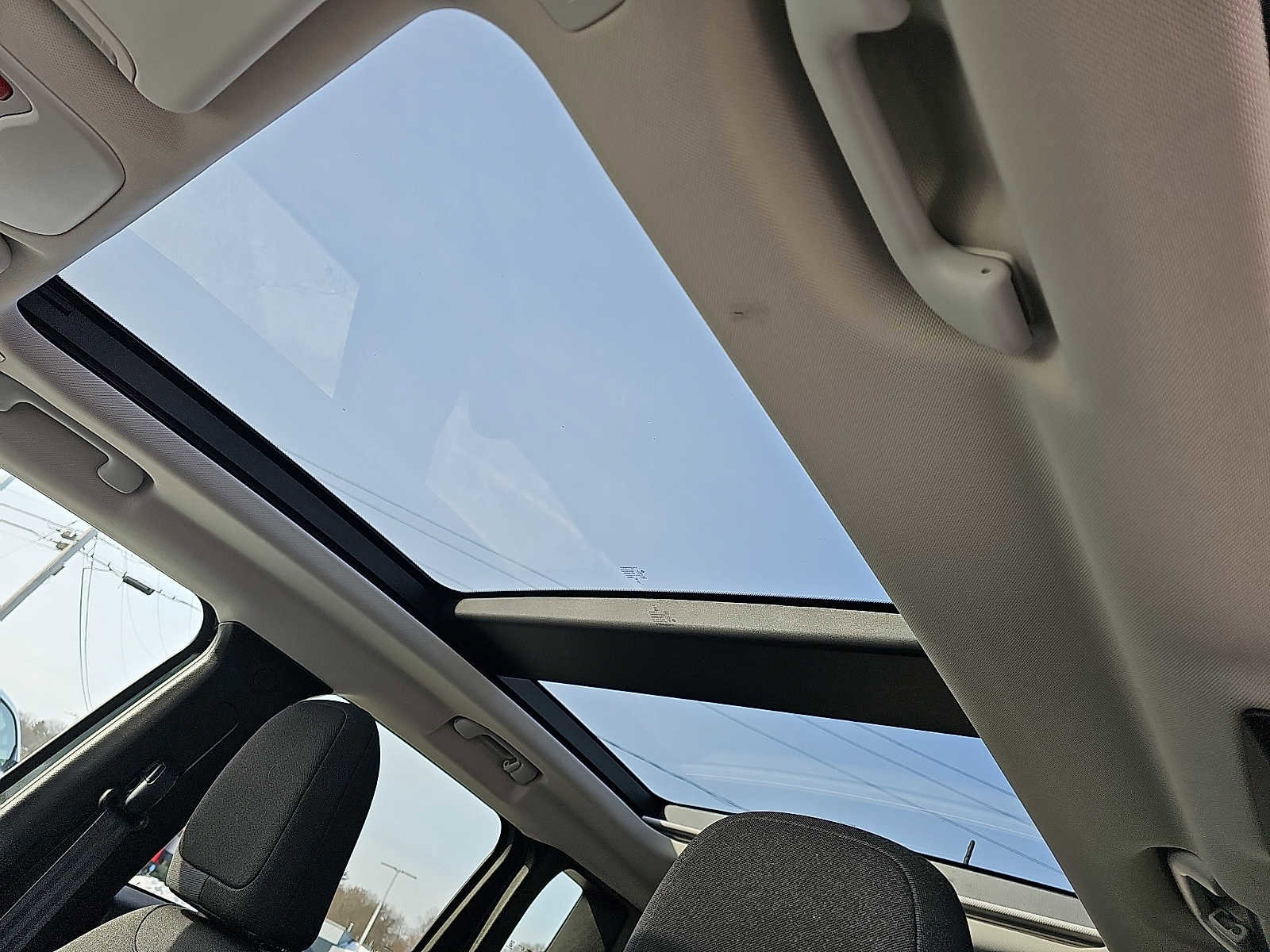 Used 2023 Jeep Renegade Latitude w/ Sun/Sound Group image 14