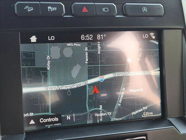 Used 2019 Ford F150 Platinum w/ Equipment Group 701A Luxury AWD/4WD image 7