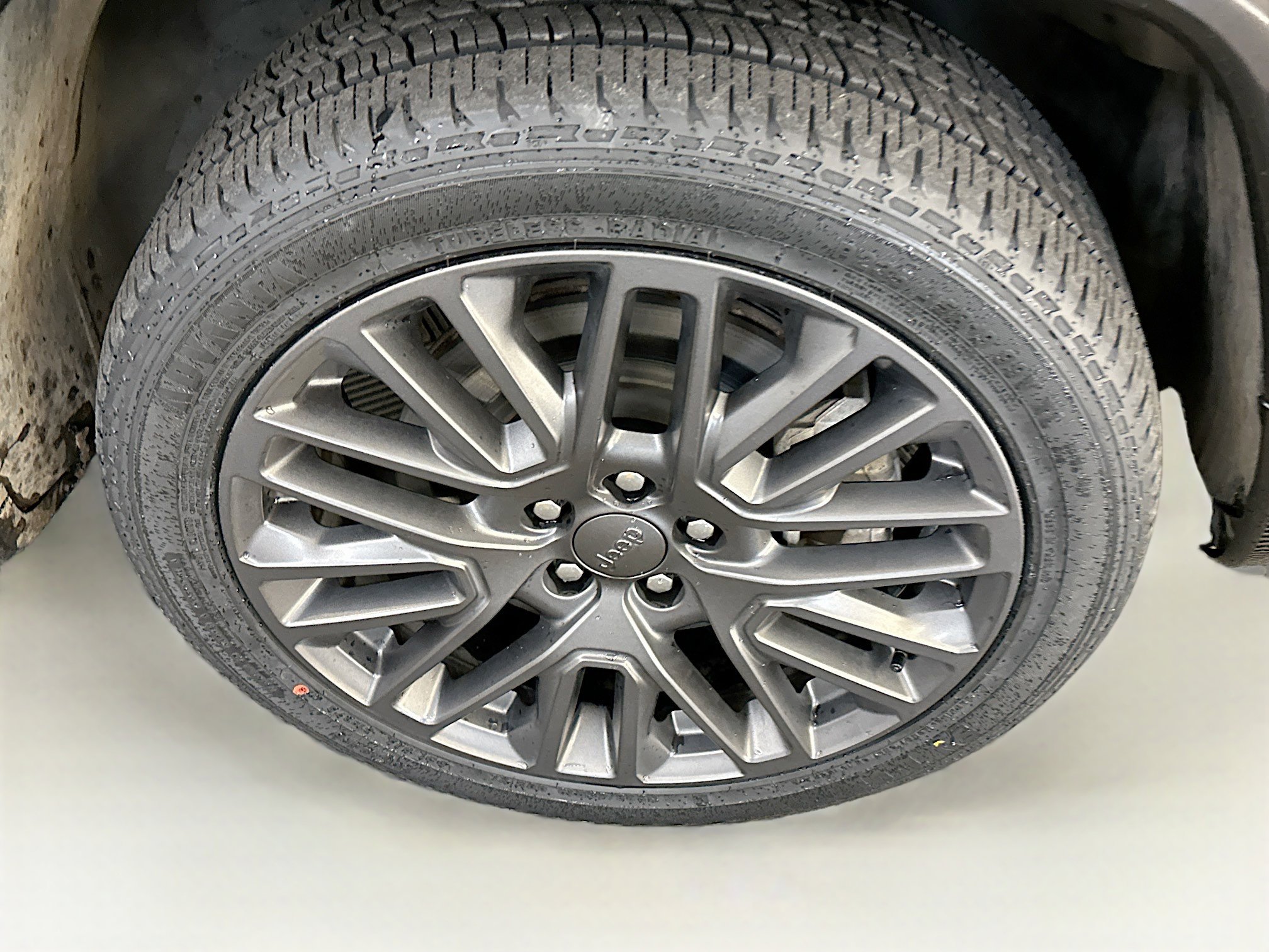 Used 2023 Jeep Compass Limited image 11