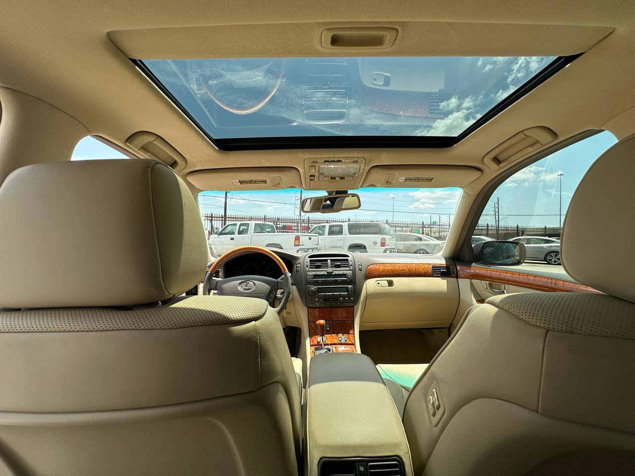 Used 2004 Lexus LS 430 w/ Premium Pkg RWD image 27