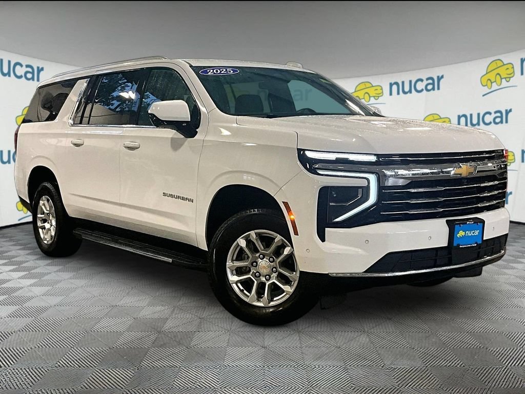 Used 2025 Chevrolet Suburban LT