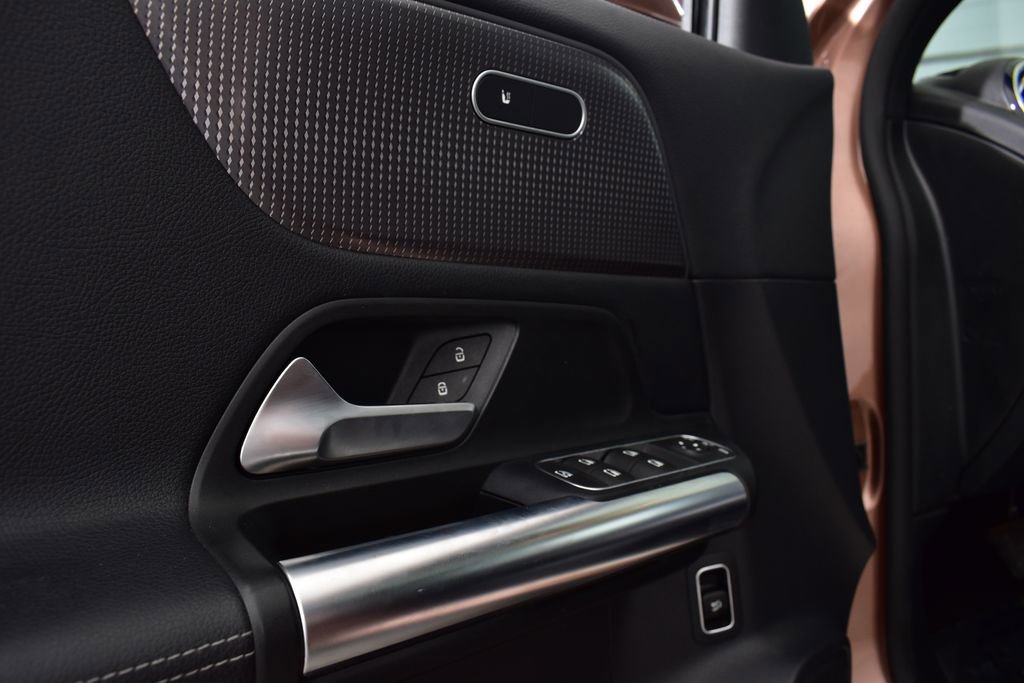 Certified 2022 Mercedes-Benz GLA 250 4MATIC image 13