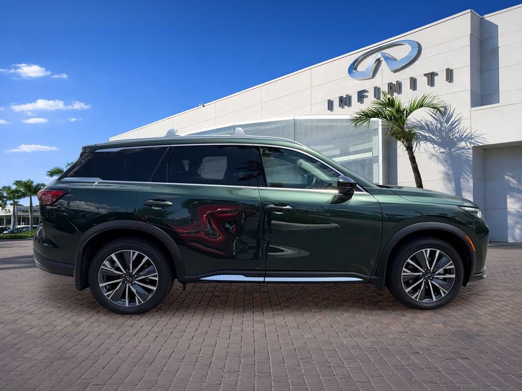 Used 2026 INFINITI QX60 Luxe w/ Cargo Package FWD image 8