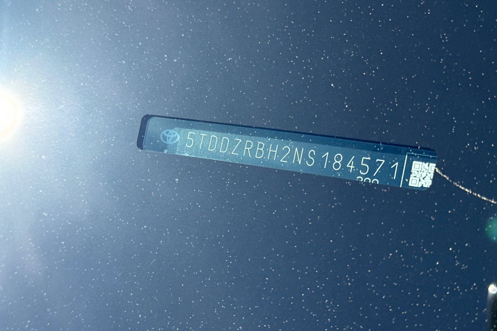 Used 2022 Toyota Highlander Limited image 3