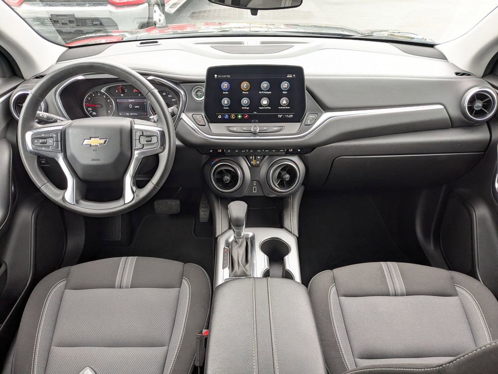 Used 2025 Chevrolet Blazer LT image 16