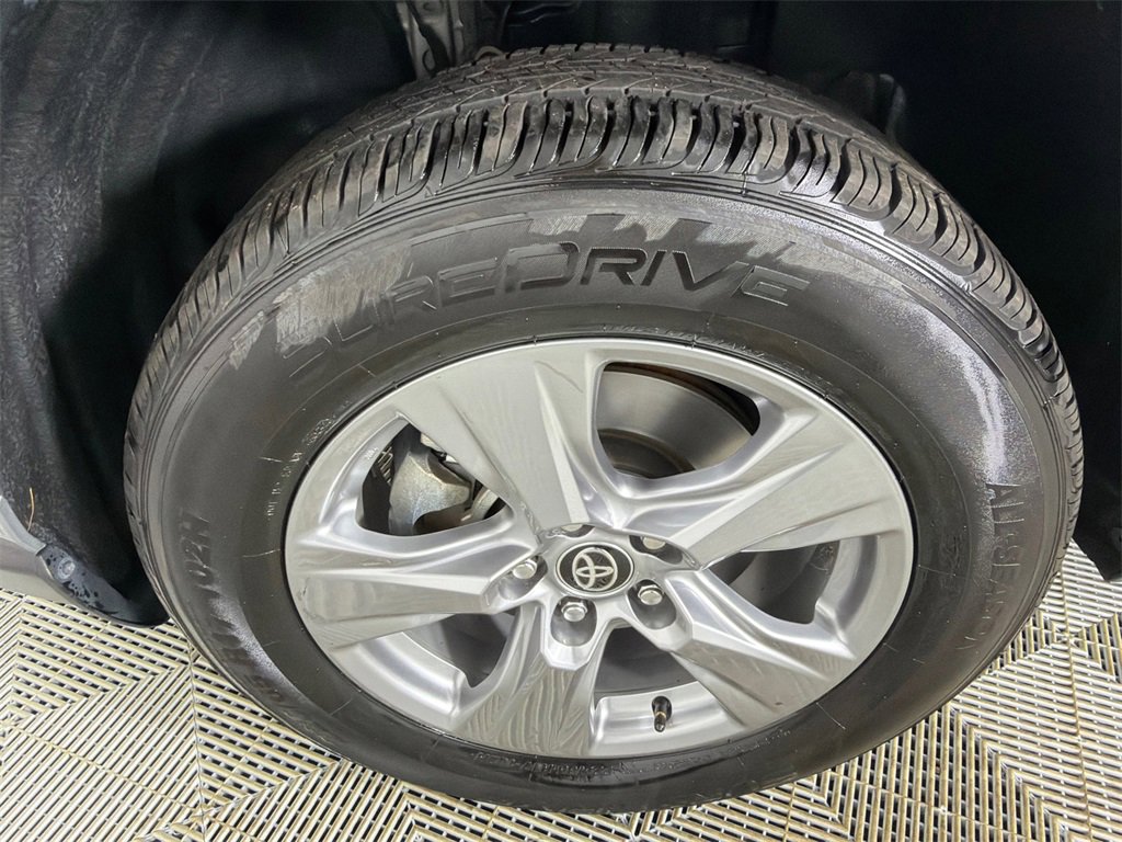 Used 2024 Toyota RAV4 XLE image 11