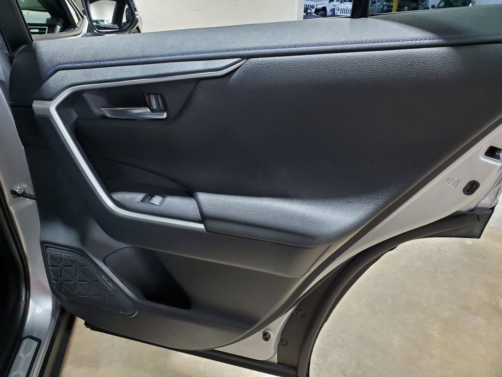 Used 2022 Toyota RAV4 XSE AWD/4WD image 20