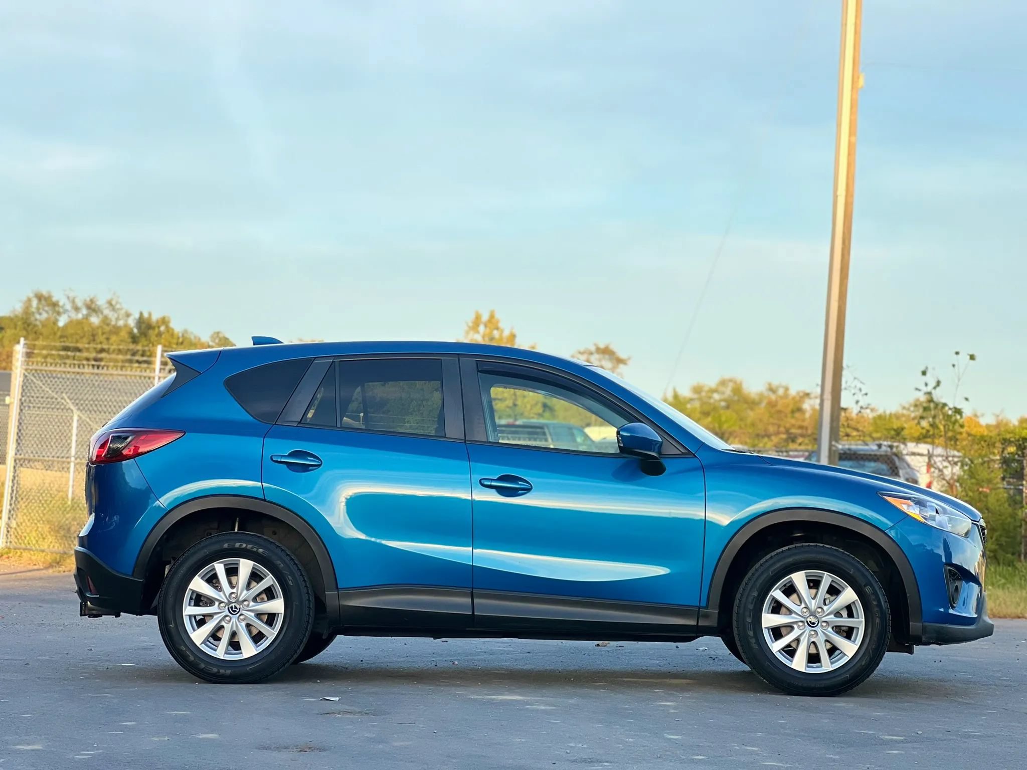 Used 2014 MAZDA CX-5 Touring w/ Touring Technology Package AWD/4WD image 6