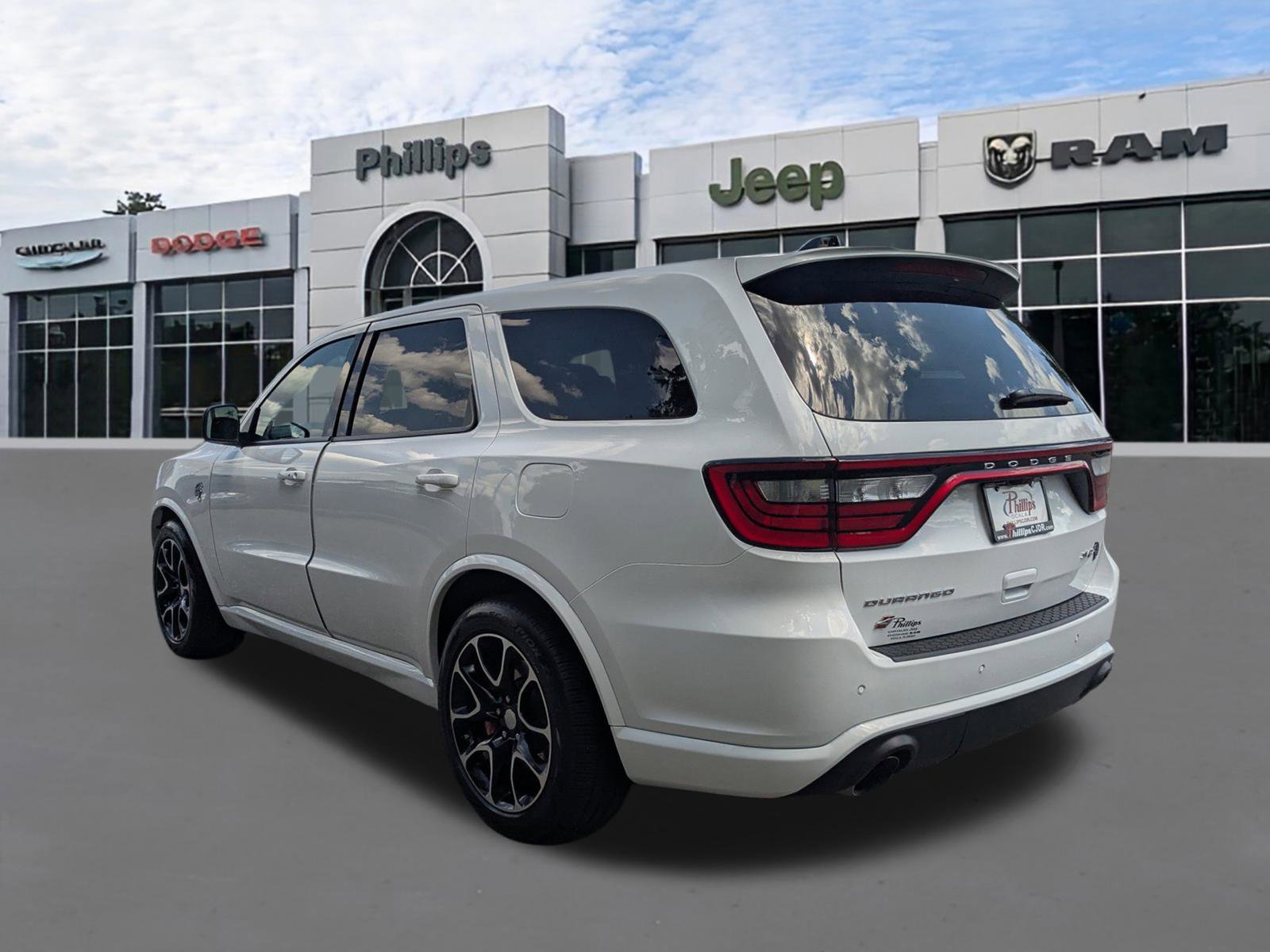 Used 2025 Dodge Durango SRT Hellcat AWD/4WD image 5