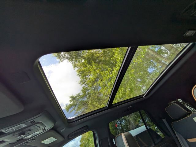 Used 2023 GMC Yukon AT4 image 23