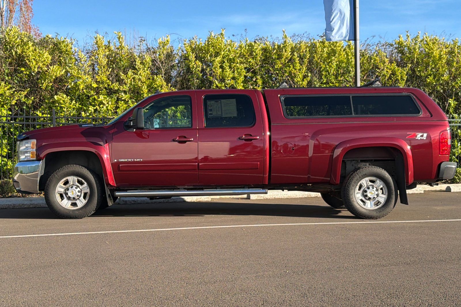 Used 2008 Chevrolet Silverado 3500 LTZ w/ Suspension Package, Off-Road AWD/4WD image 7