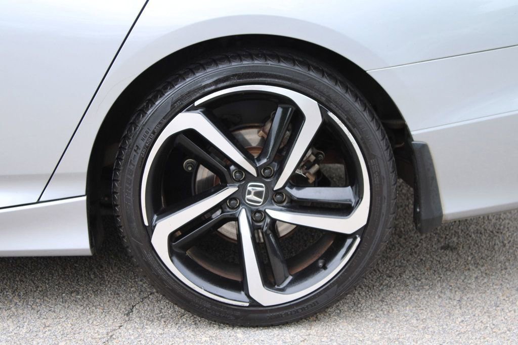 Used 2019 Honda Accord Sport image 31