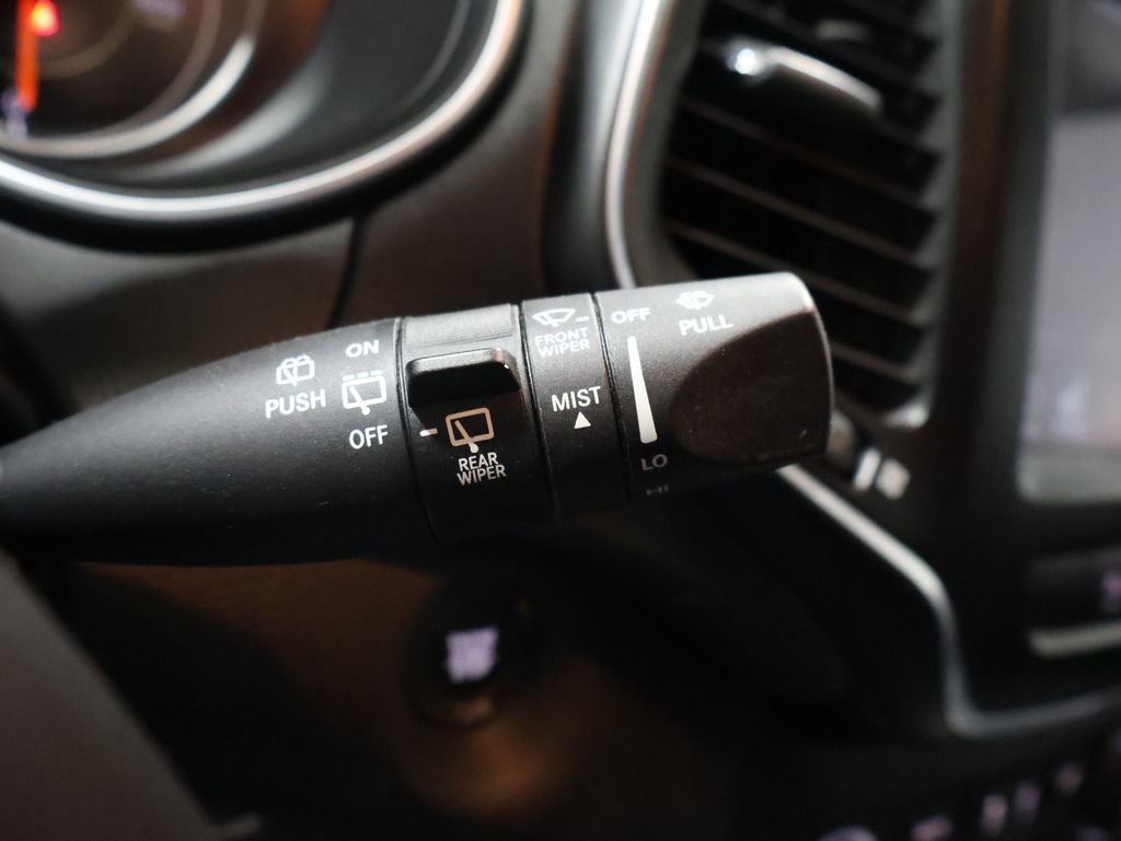 Used 2021 Jeep Cherokee Latitude Lux w/ Comfort/Convenience Group image 38