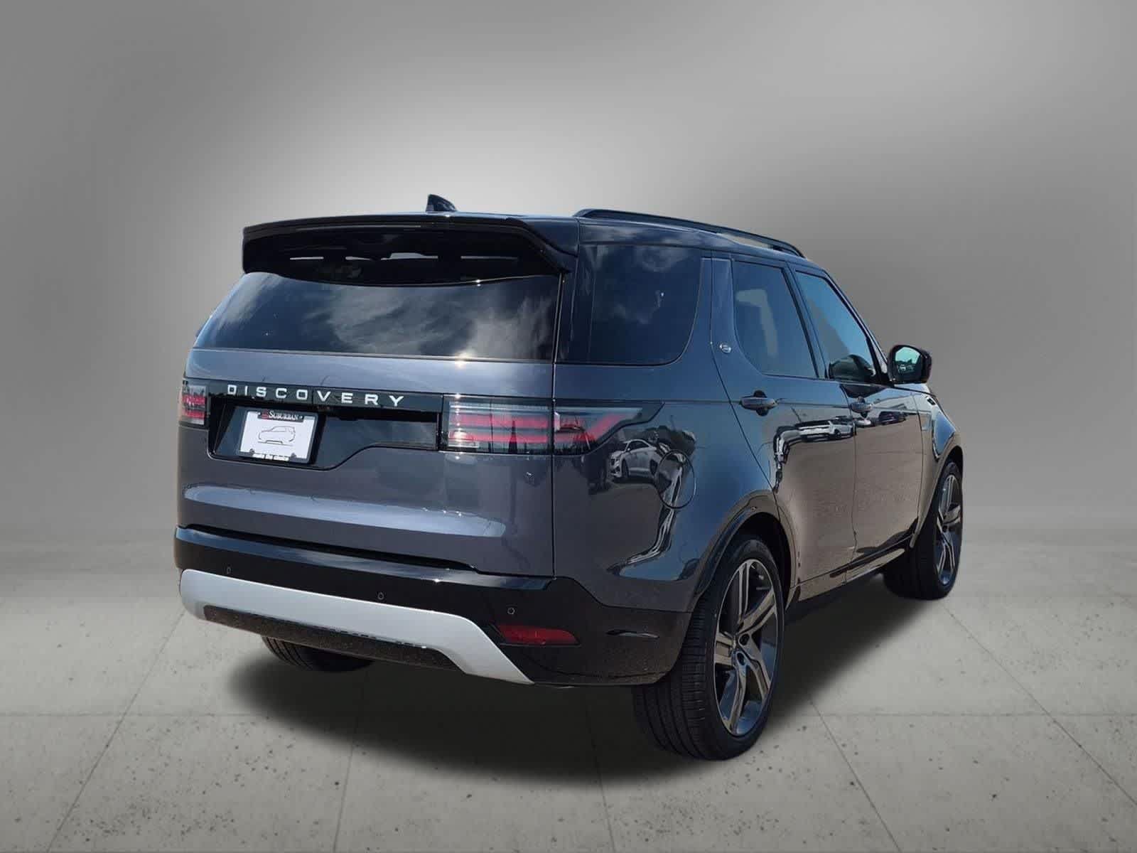 New 2026 Land Rover Discovery Limited Edition AWD/4WD image 6