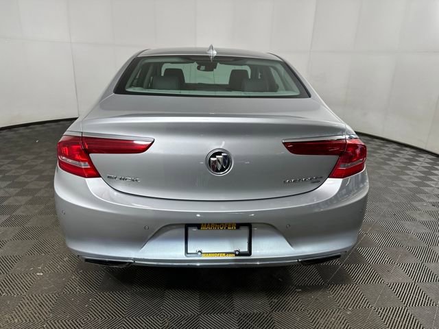 Used 2017 Buick LaCrosse Premium image 4