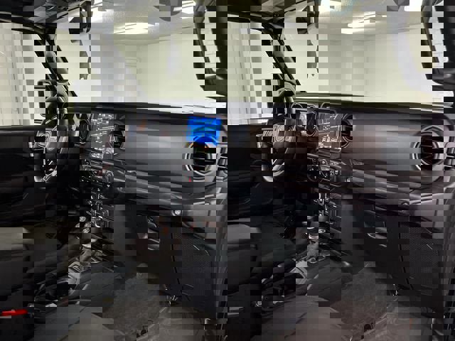 Used 2022 Jeep Gladiator Sport image 29