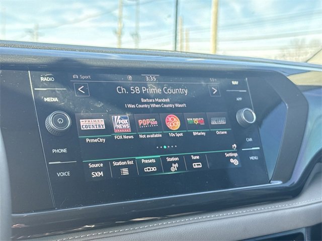 Used 2024 Volkswagen Taos SEL image 16