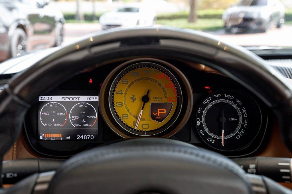 Used 2010 Ferrari California image 31