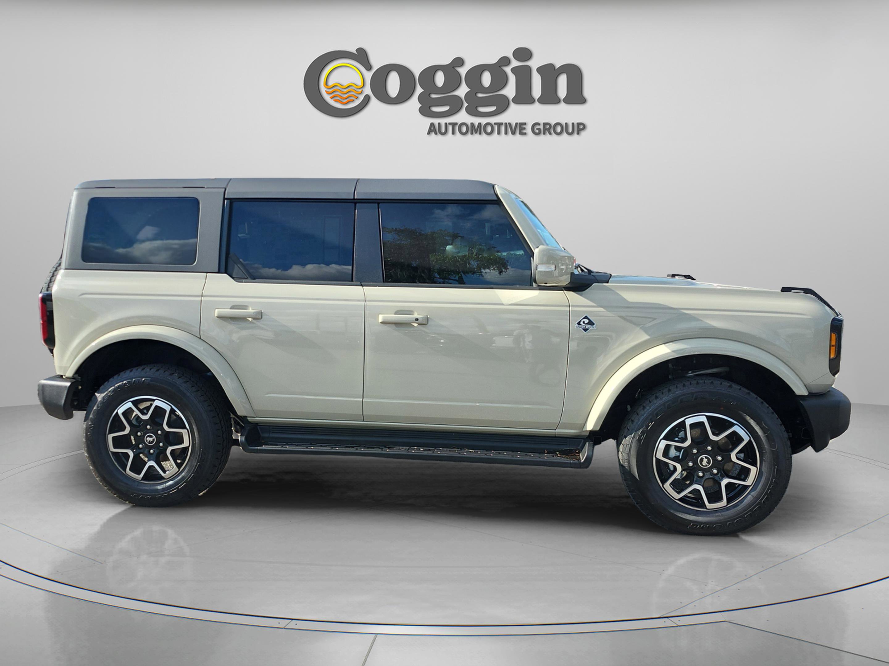 New 2025 Ford Bronco Outer Banks AWD/4WD image 6