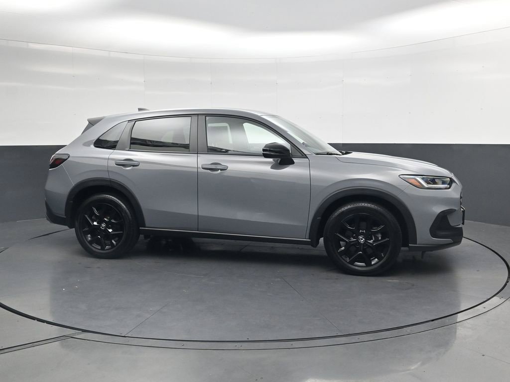 Used 2024 Honda HR-V Sport image 4