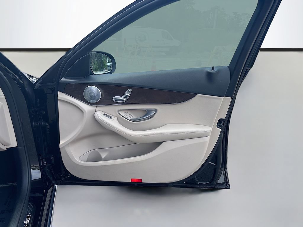Used 2020 Mercedes-Benz C 300 Sedan image 20