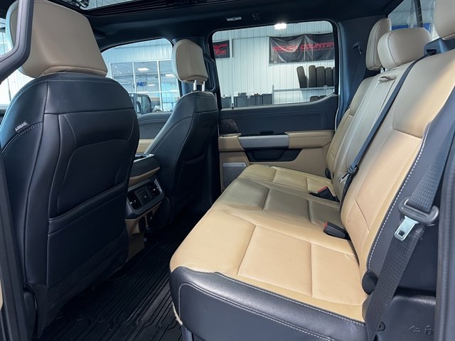 Used 2024 Ford F350 Lariat w/ Chrome Package image 15