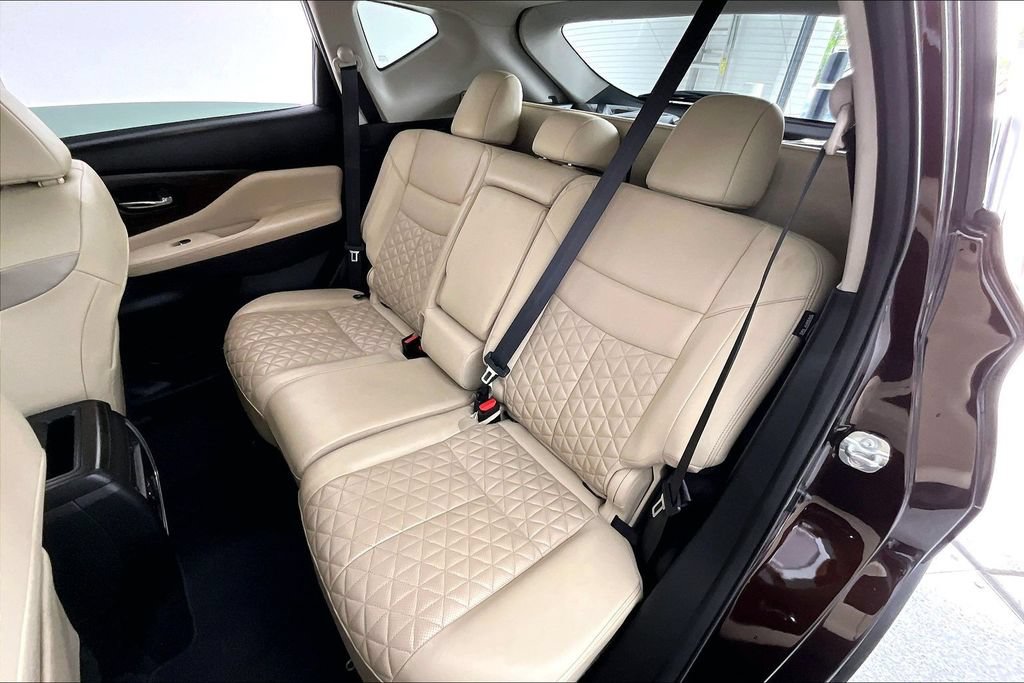 Used 2022 Nissan Murano Platinum w/ Cargo Package FWD image 35