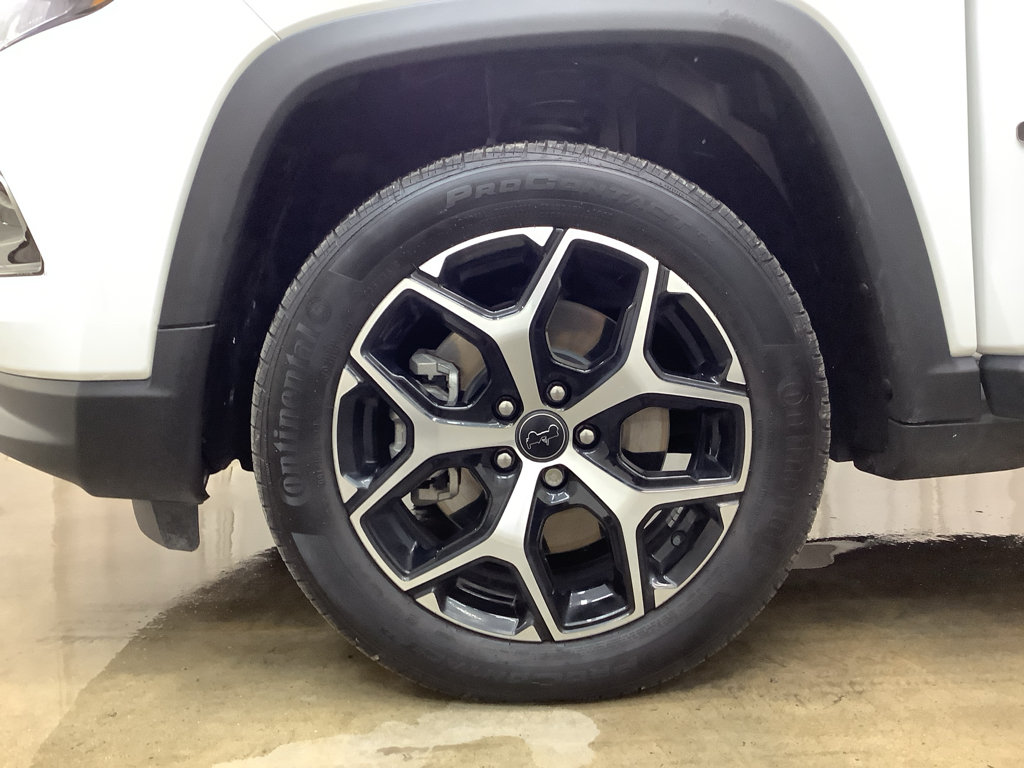 Used 2025 Jeep Compass Limited AWD/4WD image 24