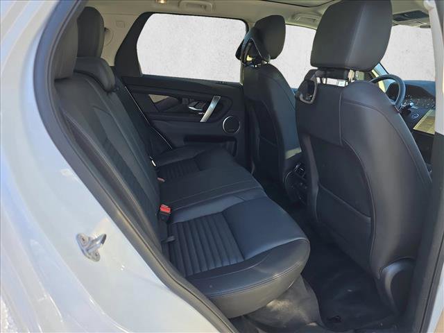 Used 2025 Land Rover Discovery Sport S image 11