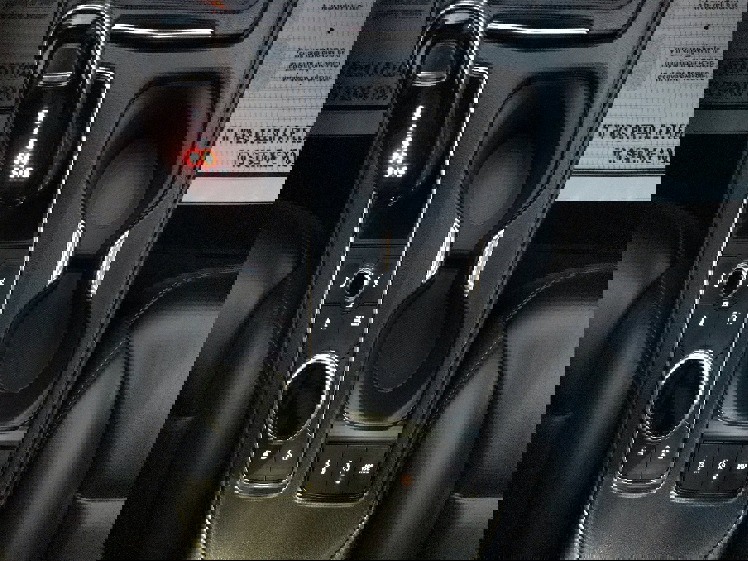 Used 2025 Cadillac XT4 Premium Luxury image 27