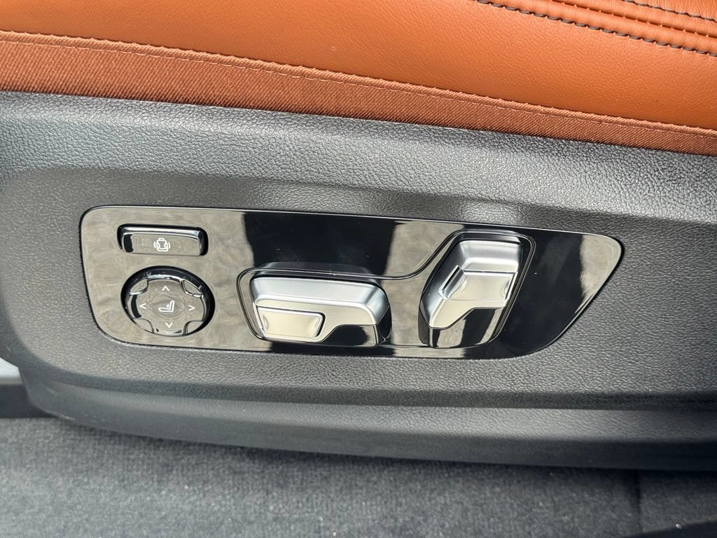New 2027 BMW X7 M60i AWD/4WD image 12