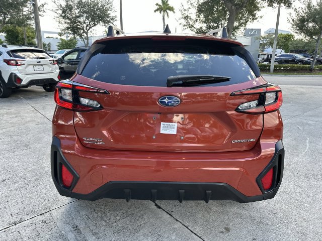 Certified 2024 Subaru Crosstrek 2.0i Premium AWD/4WD image 24