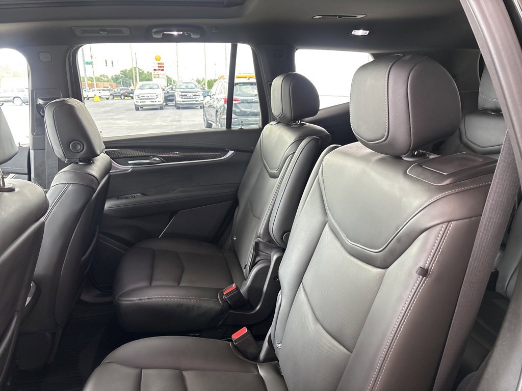 Used 2025 Cadillac XT6 Sport image 25