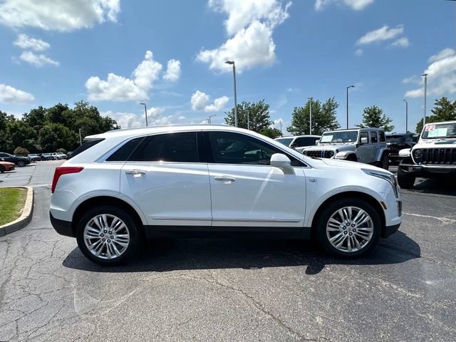 Used 2017 Cadillac XT5 Premium Luxury AWD/4WD image 17