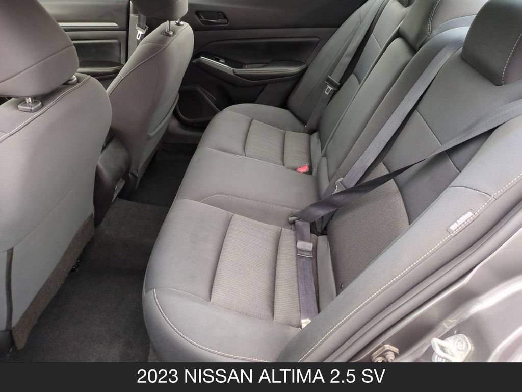 Used 2023 Nissan Altima 2.5 SV FWD image 16