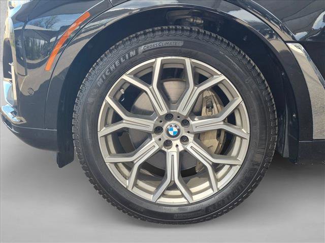 Used 2020 BMW X7 xDrive40i w/ Premium Package image 25