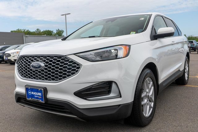 Used 2024 Ford Edge SEL AWD/4WD image 2