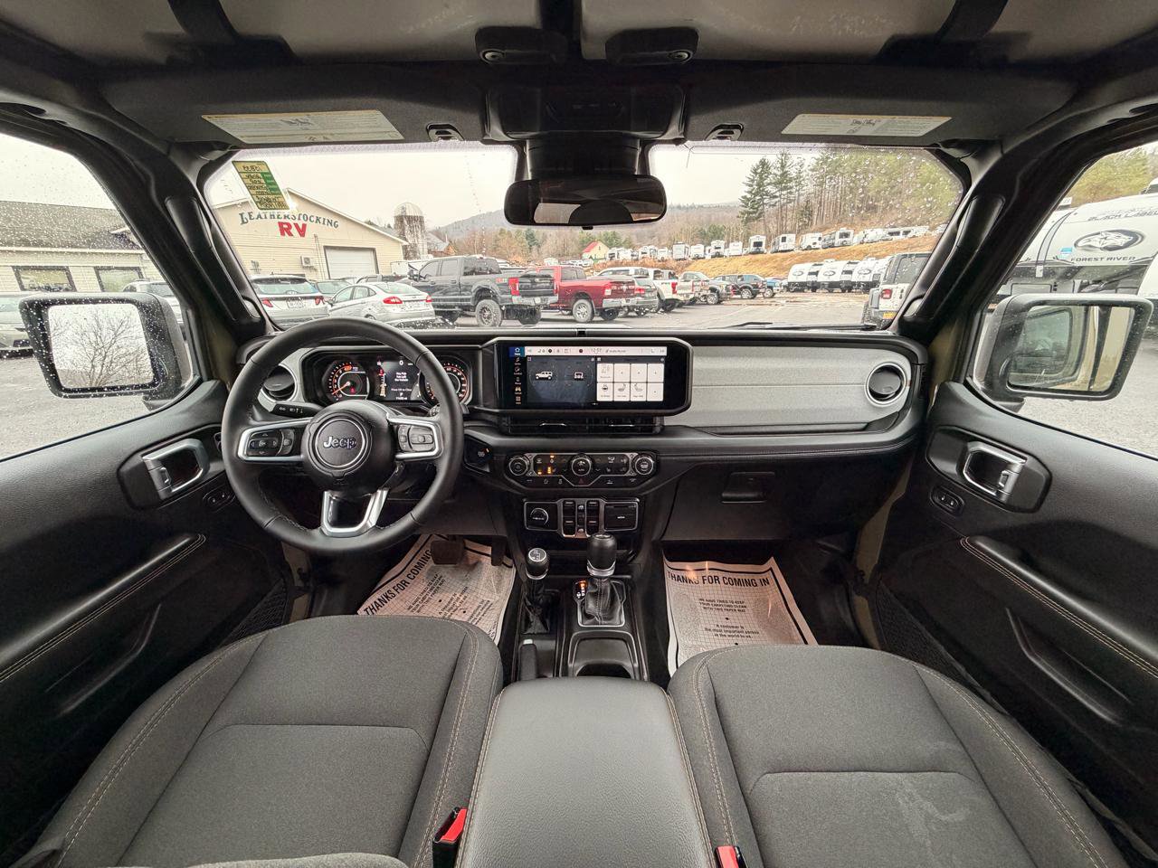 Used 2026 Jeep Wrangler Sahara AWD/4WD image 28