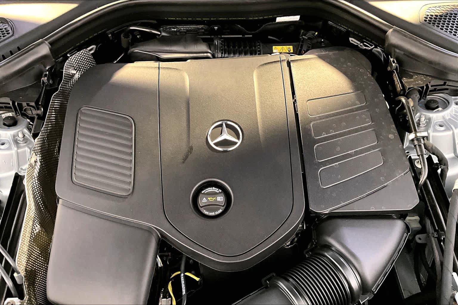 Used 2026 Mercedes-Benz GLC 300 4MATIC image 31