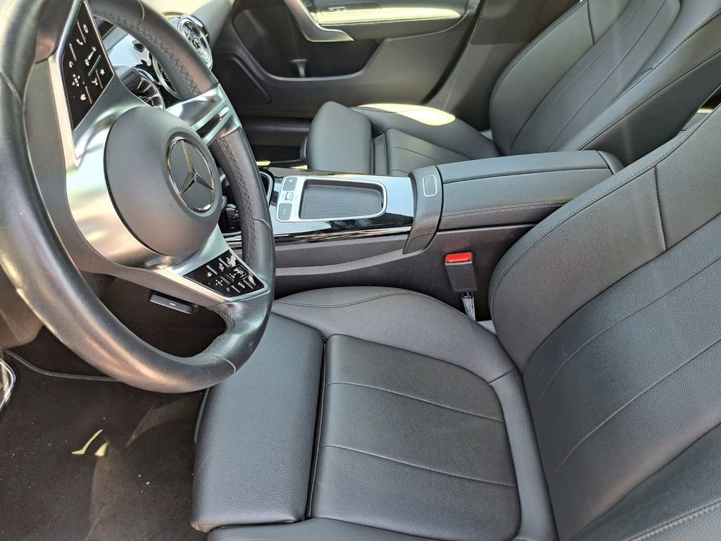 Used 2025 Mercedes-Benz CLA 250 image 17