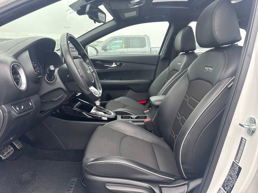 Used 2022 Kia Forte GT-Line w/ GT-Line Premium Package image 26
