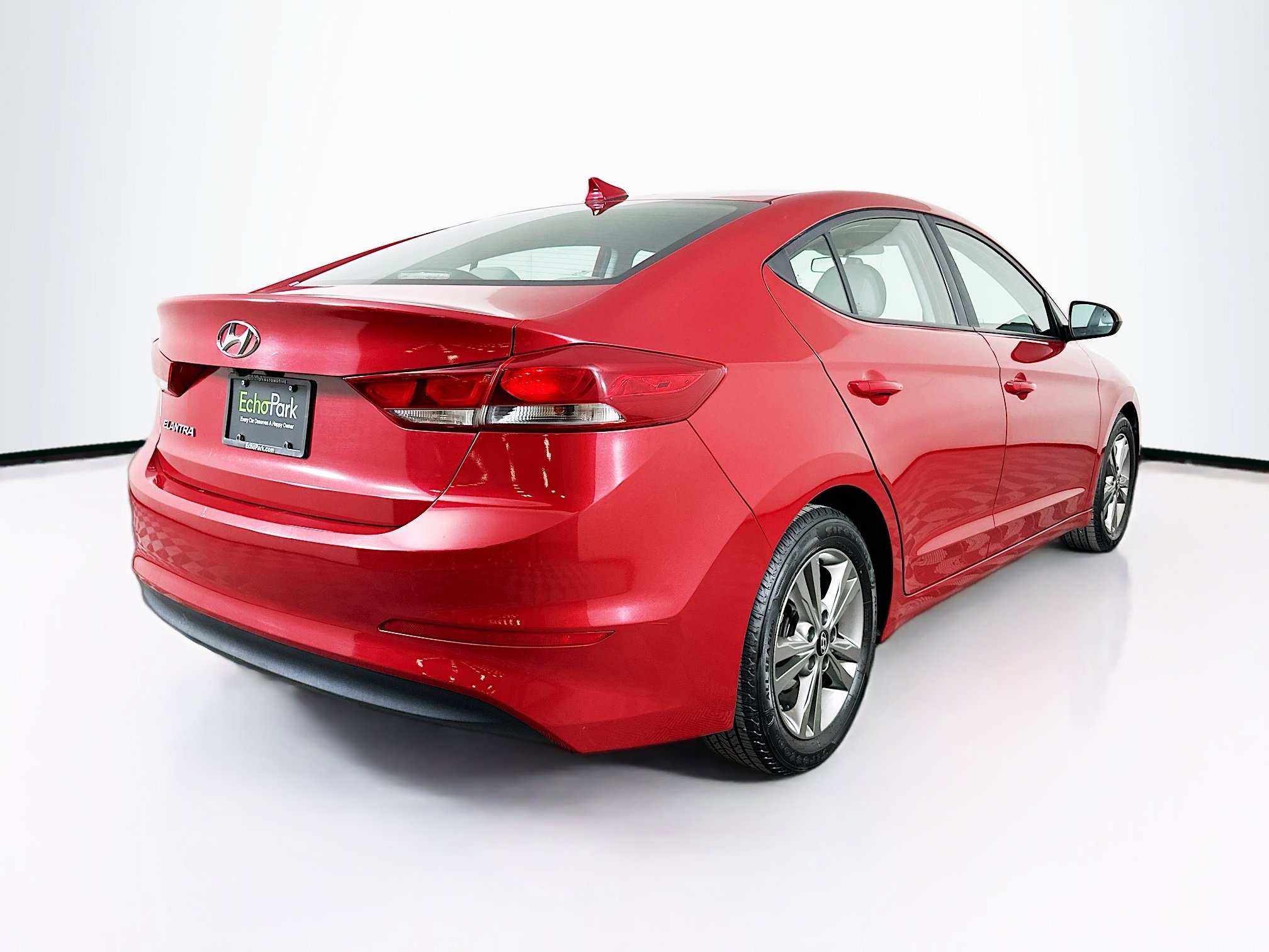 Used 2018 Hyundai Elantra SEL image 9