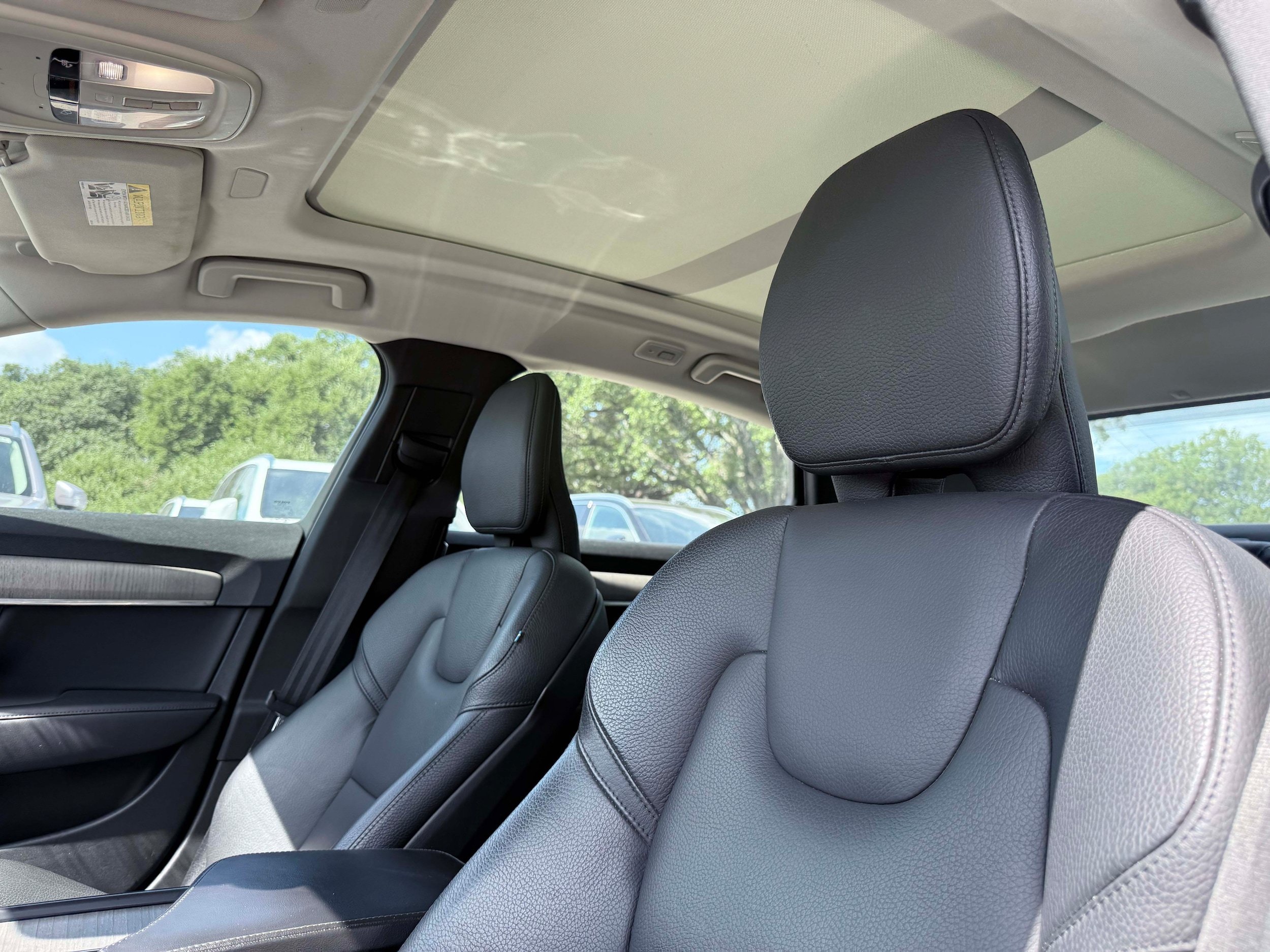 Certified 2023 Volvo S90 B6 Plus AWD/4WD image 11