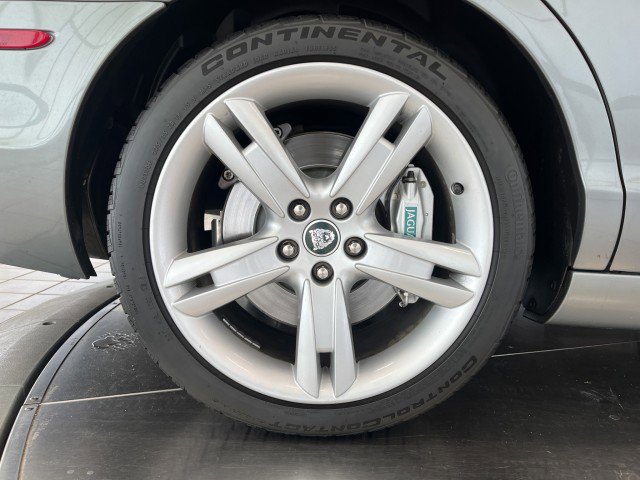 Used 2005 Jaguar S-TYPE R image 37