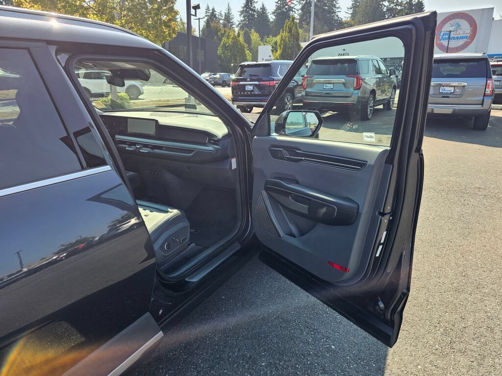Certified 2024 Kia EV9 Wind AWD/4WD image 31