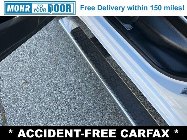 Used 2021 RAM 1500 Laramie w/ Sport Appearance Package image 11