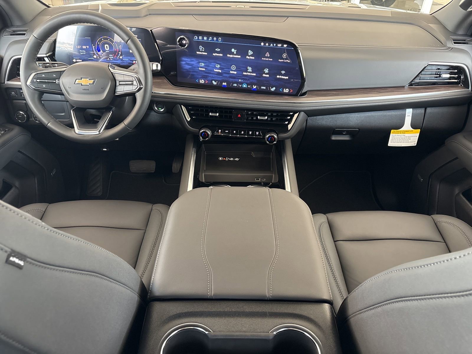 New 2026 Chevrolet Suburban LT RWD image 27