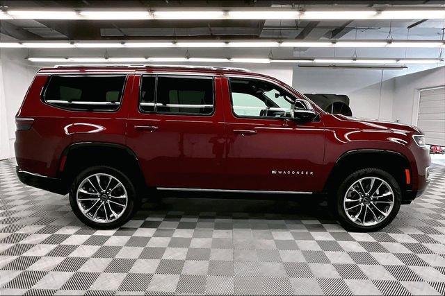 Used 2025 Jeep Wagoneer Series III w/ Premium Group I AWD/4WD image 14