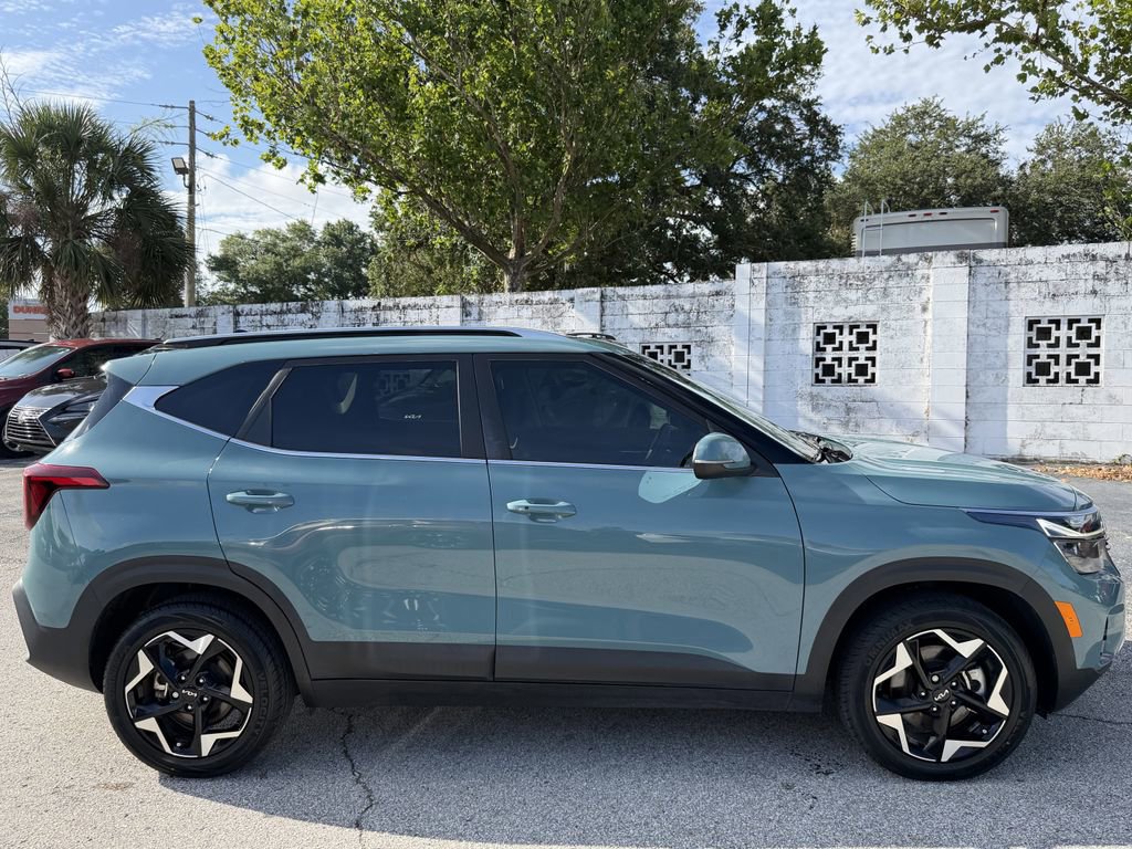 Certified 2024 Kia Seltos EX AWD/4WD image 4